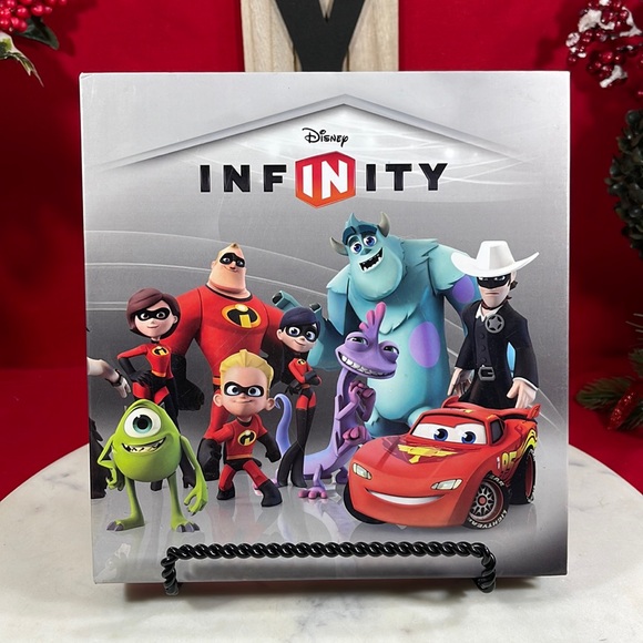 Disney INFINITY Other - Disney INFINITY Tri-fold Power Game Disc Album w/20 Disc Included